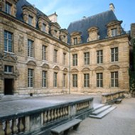 Centre des monuments nationaux