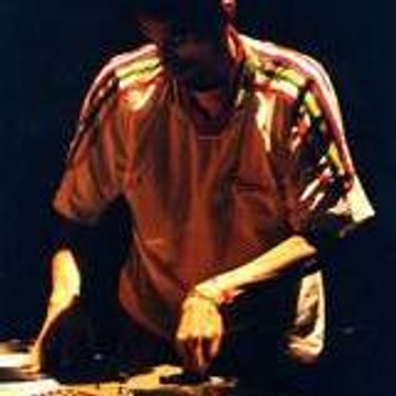 DJ VEEKASH