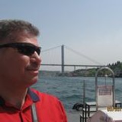 İsmail Koç