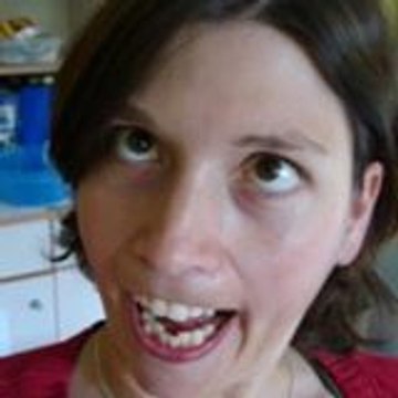 Joly, Noëlle