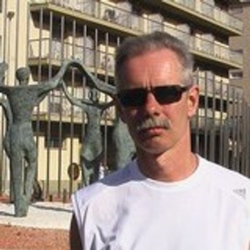 Антон Андреев