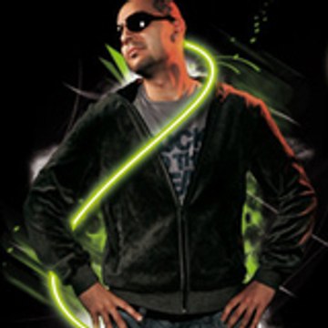 Elias B.