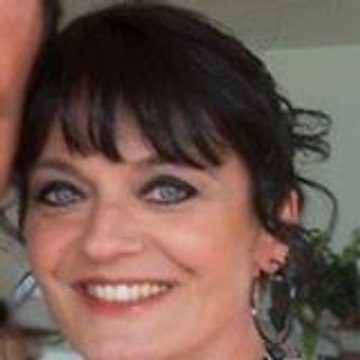 Isabelle HOLLARD