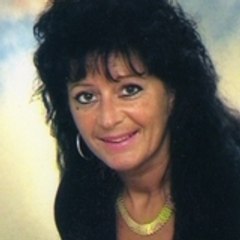 Monique Schröder