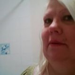 ANNE MARIE LILOU27