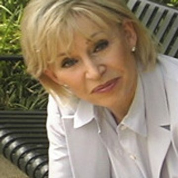 Ninon de Vere De Rosa