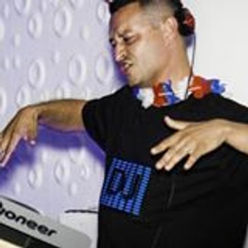 VJ Rawk Hard