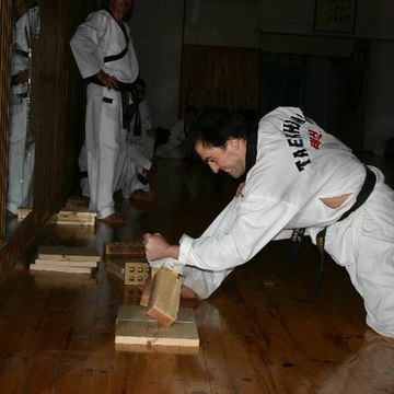 Kwan Attila