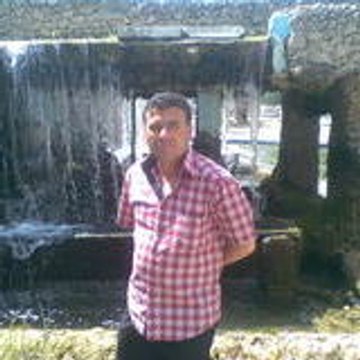 Ayhan Böle