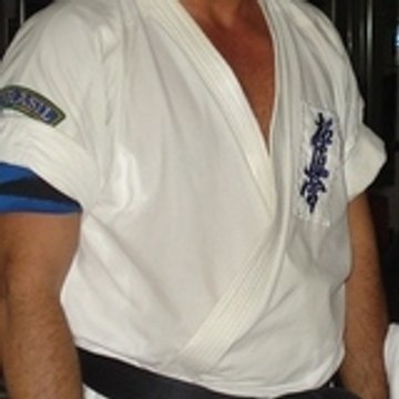 Shihan Carllos Costa