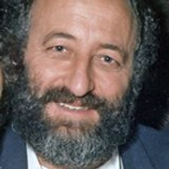 xainis xainakis