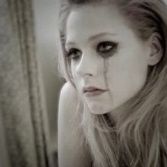 Avril-Paradise