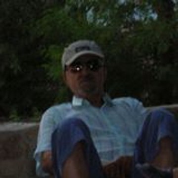 Orhan Momti