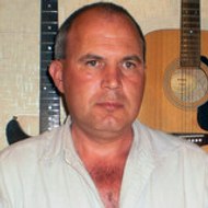 Александр Демиденко