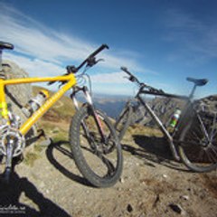 "Aventuri pe bicicletă"