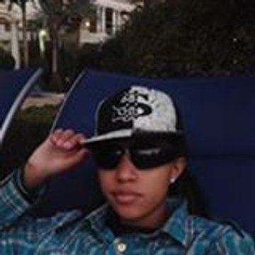 NeNe Dedeaux