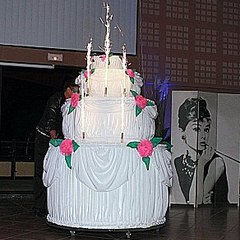 Gâteau surprise Gâteau Géant surprise