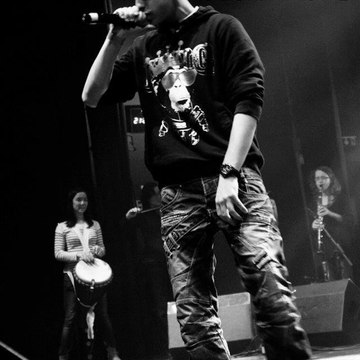 L.X.S
