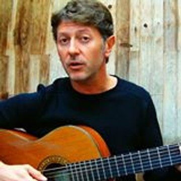 Antoine chante Brassens