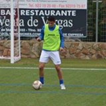 Luis Flores González