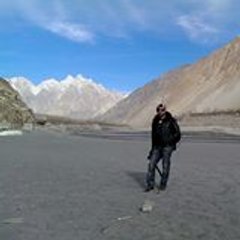Khawar Naqvi