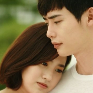 Lee Jong Suk & Jin Se-Yeon Thailand