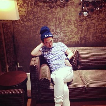 トレンディエンジェル図書館