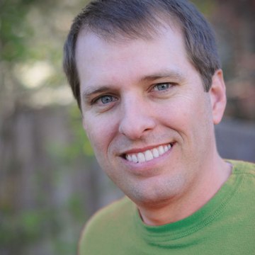 Tom Mills - "GreenShortz" - Living Green