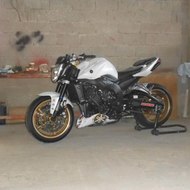 fzenas kai monadikos