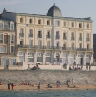 kyriad saintmaloplage