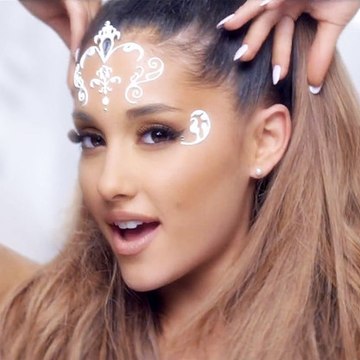 ariana grande live