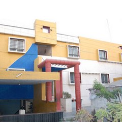 hostelsinindore