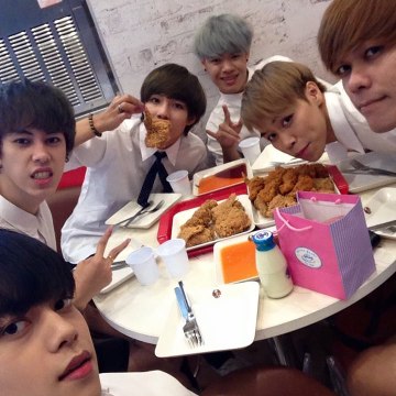 DI-VERSE and SUB-UNIT MR.21