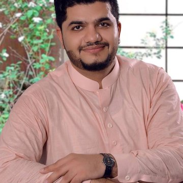 Nazir  Khan
