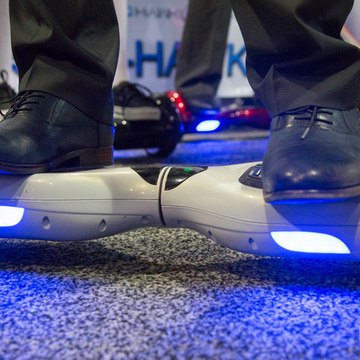 Tous sur l'HOVRBOARD