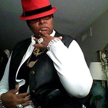 GANGSTAPROPHETESSMUSICIAN