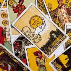 LOVE TAROT READING