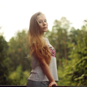 Gina938y4