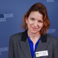 Britta Banowski, die singende Kräuterhexe