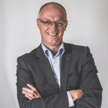 Maximino Dymitr44