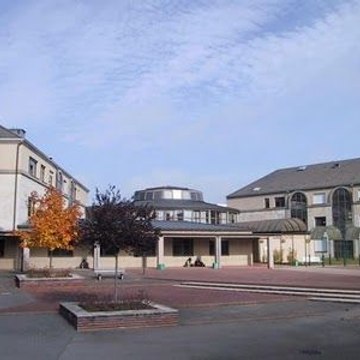 Lycée CDG