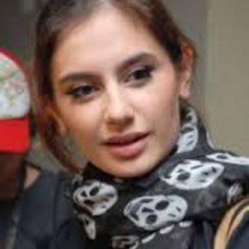Indira Amanda