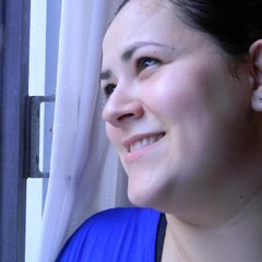 Aline Cólins Oficial