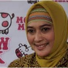 Annemarie Van