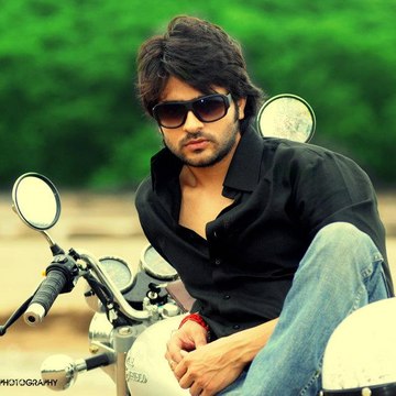 Ashish Sharma - ЦС