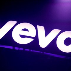 Raggeton.VEVO Official page