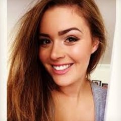 Emily-Holmess