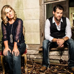 Aaron & Amanda Crabb