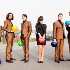 Lady Linn And Her Magnificent Seven