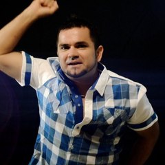 Roberto Junior Y Su Bandeño